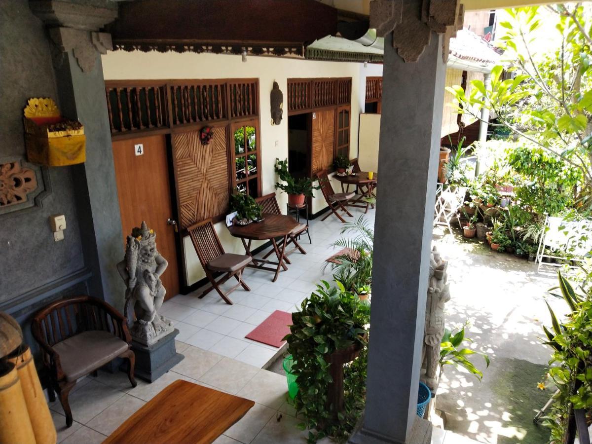 Bagus Homestay Padang Bai Exterior foto